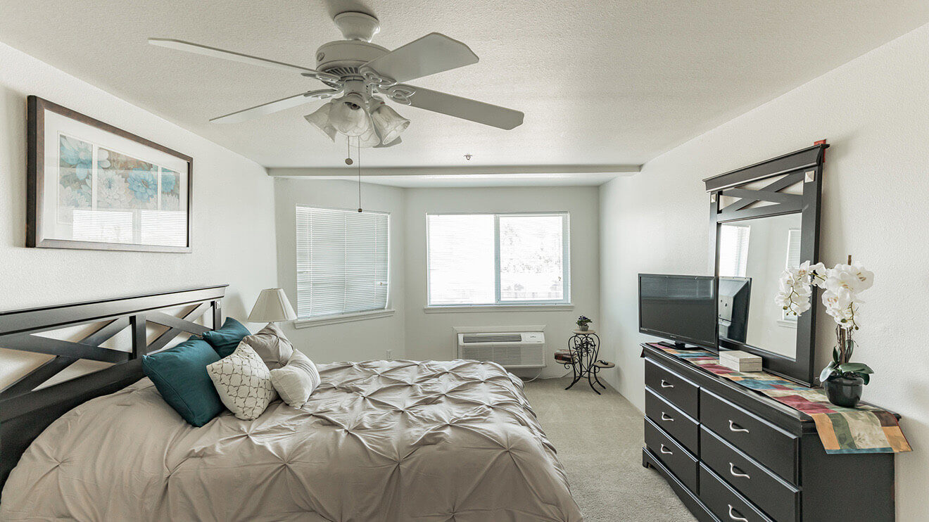 Vista Del Rio - A Provincial Senior Living Community